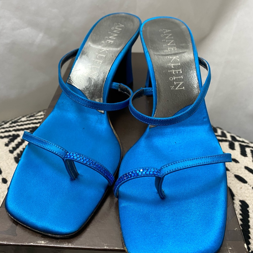 ANNE KLEIN blue satin slides.